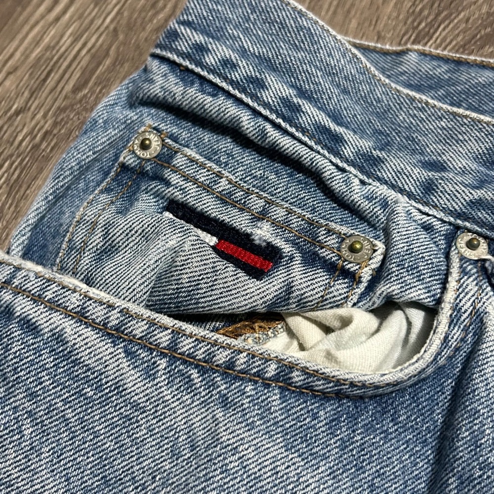 Vintage Tommy Hilfiger Jeans 34x32 Light Blue Straight Leg Denim Made in USA - Picture 3 of 9